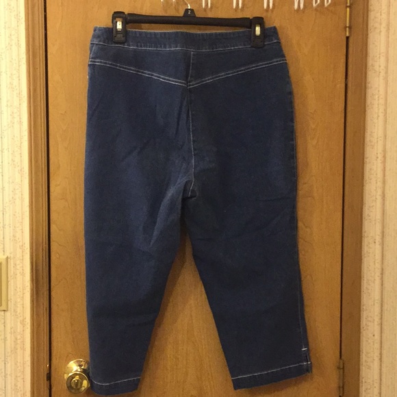 Jean capris - Picture 4 of 4